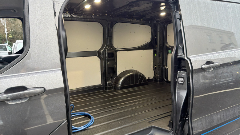 Ford Transit Custom E-320 L1 Rwd 160kW 65kWh H1 Van Sport Auto